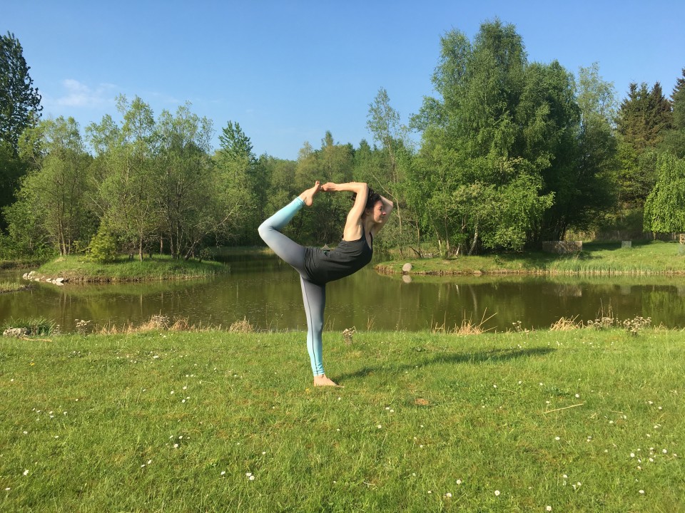 Tabea Yogalehrerin Yoga-Moment Kiel, Yoga Kiel, Yoga in Kiel, Yogastudio