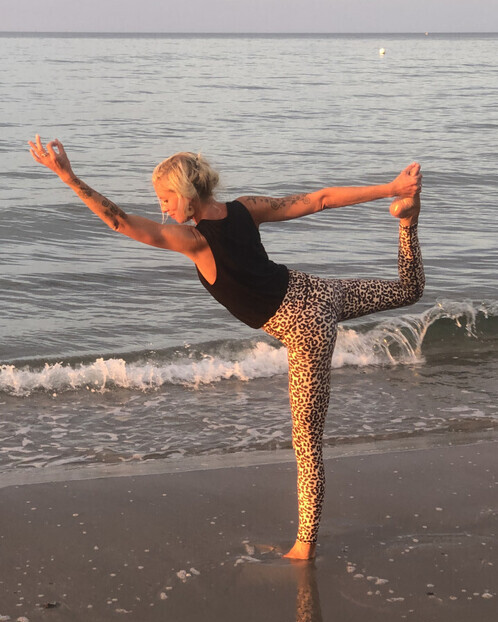 Katrin - Yogalehrerin vom Yoga-Moment Kiel,  Vinyasa Yoga, Rückenyoga, Power Yoga, Schwangeren Yoga, Kinder Yoga, Yoga mit Baby, Inside Flow Yoga